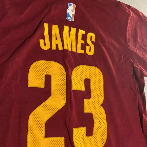 LeBron James #23 Cleveland Cavaliers Adidas tee - Picture 3 of 5
